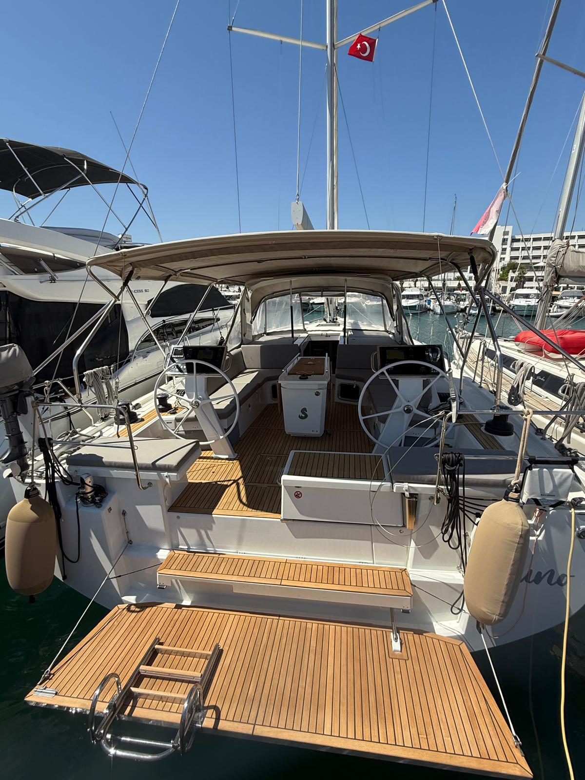 BENETEAU OCEANIS 51.1, 2023 MODEL