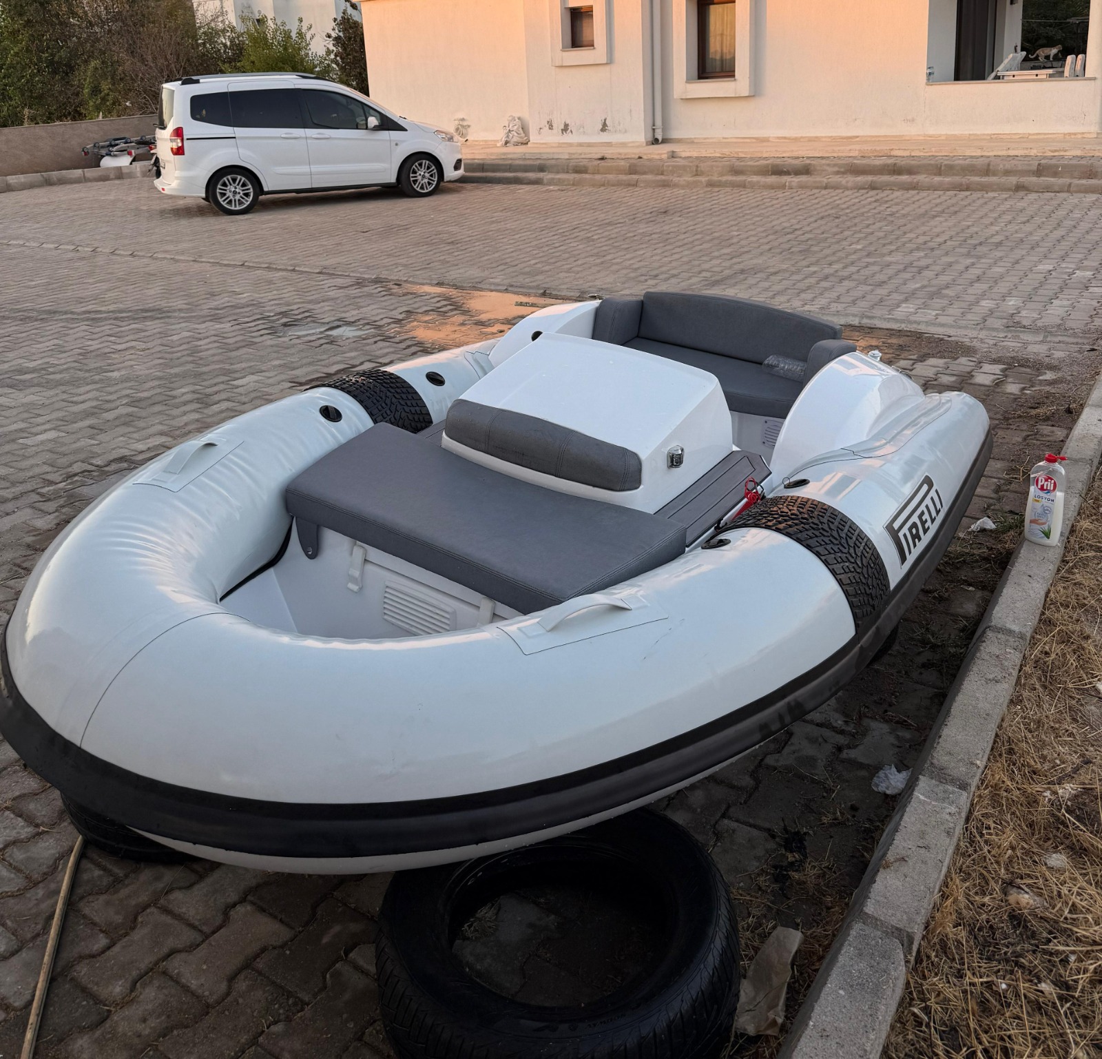 PIRELLI J29